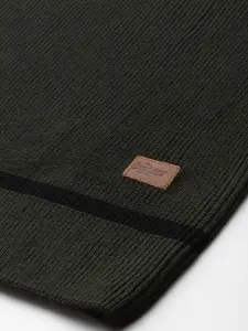 Roadster Men Solid Pullover