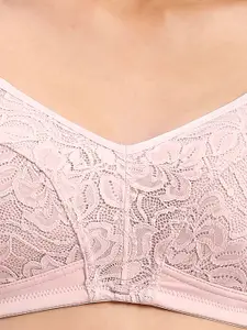 Soie Women Full Coverage Non-Padded Non-Wired Laced Everyday Bra With All Day Comfort