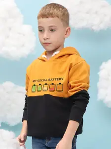 Instafab Boys Colourblocked Long Sleeves Hooded Cotton Pullover