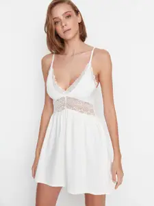 Trendyol Floral Laced Shoulder Straps Regular Nightdress