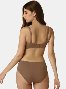 SOIE Full Coverage Padded Non Wired Bra and High Rise Full Coverage Briefs Lingerie Set