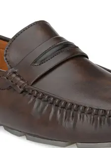 The Roadster Lifestyle Co. Men Brown Lightweight Moisture Wicking Slip-On Driving Shoes