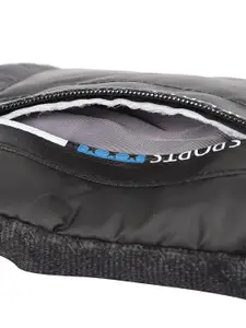 Alexvyan Men Textured Hand Gloves