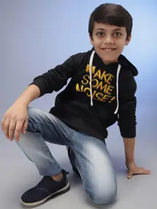 Instafab Boys Typographic Printed Hooded Cotton Sweatshirt