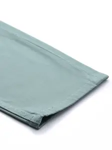 Levis 512 Men Solid Slim Tapered Fit Easy Wash Woven Flat-Front Chinos