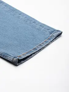 Levis Men 550'92 Relaxed Fit Low Distress Light Fade Stretchable Jeans