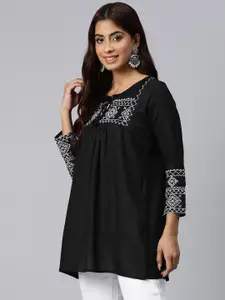 Readiprint Geometric Embroidered Thread Work Pleated Kurti