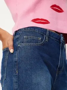 max Women Mid-Rise Clean Look Cropped Cotton Jeans