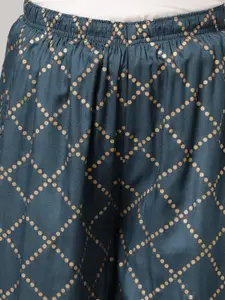 Kryptic Women Geometric Printed Lounge Pants