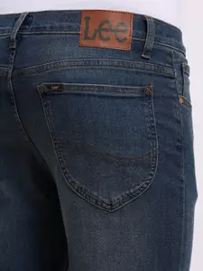Lee Men Rodeo Regular Fit Mid Rise Clean Look Stretchable Jeans