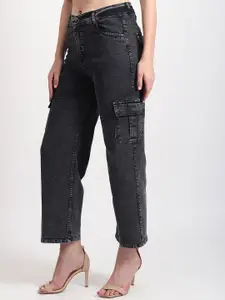 TYFFYN Women Jean Slim Fit High-Rise Light Fade Cropped Cargo Stretchable Jeans