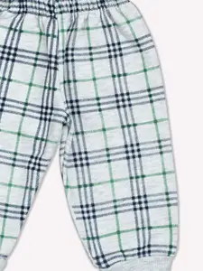 Moms Love Infants Boys Printed Pure Cotton T-shirt With Trousers