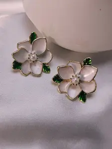 VAGHBHATT Gold-Plated Stones Studded Studs Earrings