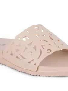 Action Women Self Design Sliders