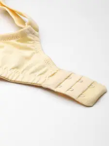 Sztori Plus Size Solid Full Coverage Non Padded Bra