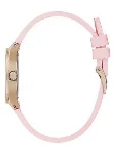 GUESS Women Silicon Straps Analogue Watch GW0658L2