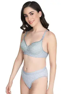 Aamarsh Printed Lightly Padded Cotton Bra With Briefs