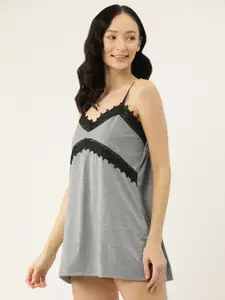 Ms.Lingies Laced Nightdress