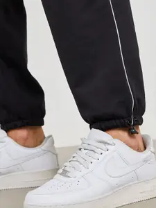 Styli Men Black Contrast Piping Detail Zip Through Fleece Tracksuit