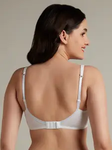 Amante Non Padded Non-Wired Dreamy Comfort Support Bra