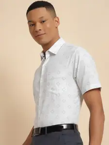 Allen Solly Floral Spread Collar Slim Fit Printed Formal Shirt