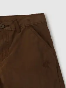 max Boys Mid-Rise Cotton Regular Trousers