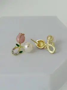 VAGHBHATT Gold Plated Floral Pearl Stud Earrings