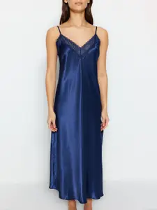 Trendyol Shoulder Straps Midi Nightdress