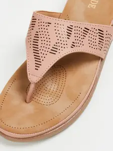 CODE by Lifestyle Printed Open Toe T-Strap Flats