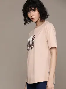 The Roadster Lifestyle Co. Women Graphic Print Pure Cotton Longline T-shirt