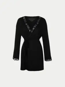 Trendyol V-Neck Lace Robe