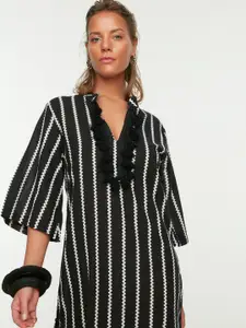 Trendyol Striped Mandarin Collar Pure Cotton Nightdress