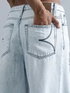 Bene Kleed Women Relaxed Fit High-Rise Pure Cotton Highly Distressed Jeans