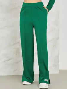 Styli Printed Pure Cotton T-shirt With Pintuck Side Slit Trousers Co-Ords