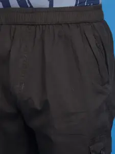 V-Mart Men Mid-Rise Cotton Cargo Shorts