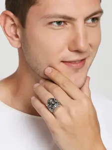 OOMPH Stainless Steel Finger Ring