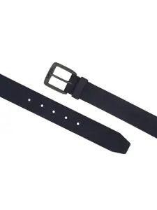 Levis Men Slim Leather Belt