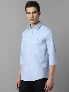 Louis Philippe Sport Slim Fit Solid Casual Shirt