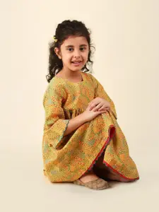 Fabindia Girls Abstract printed Cotton Kimono Sleeves A-Line Dress