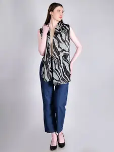 DressBerry Black Abstract Printed Scarf