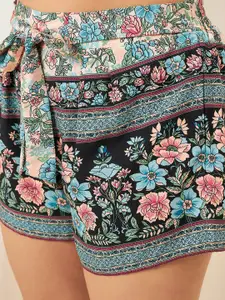 Berrylush Curve Women Floral Printed High-Rise Shorts