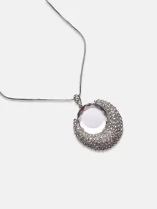 SOHI Silver-Plated Pendant With Chain