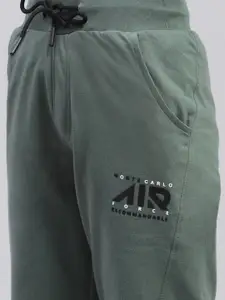 Monte Carlo Boys Mid Rise Knee Length Shorts