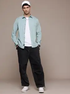 The Roadster Life Co. Pure Cotton Solid Casual Shirt