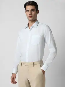 Van Heusen Spread Collar Cotton Formal Shirt