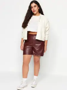 Trendyol Women Plus Size Mid-Rise Regular Shorts
