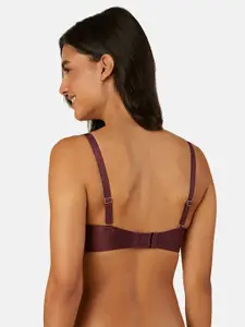 Triumph Striped Lightly Padded Medium Coverage T-shirt Bra With All Day Comfort
