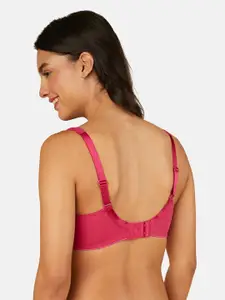 Triumph Geometric Laced Lightly Padded Full Coverage Everyday Bra With All Day Comfort