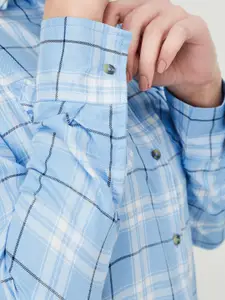 max Tartan Checks Spread Collar Roll-Up Sleeves Pocket Casual Shirt