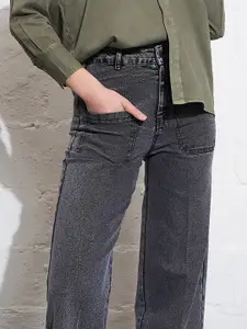 SASSAFRAS Women Straight Fit High-Rise Clean Look Acid Wash Stretchable Jeans